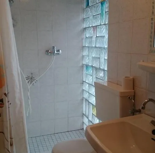 Winzerschenke 宾馆 巴特诺因阿尔-阿尔韦勒