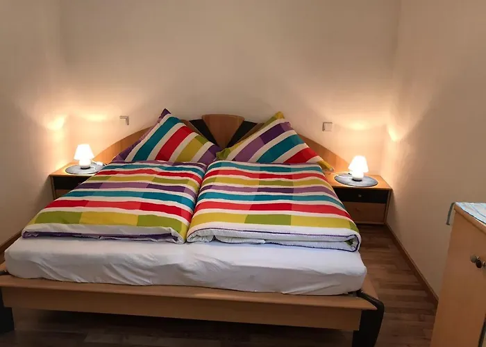 Winzerschenke * 巴特诺因阿尔-阿尔韦勒